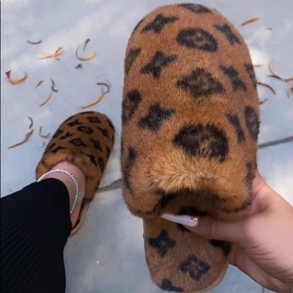 Bonnets and Onesies LLC Shoes - ONLY 1 PAIR LEFT! Winter Fur Closed Toes Slippers